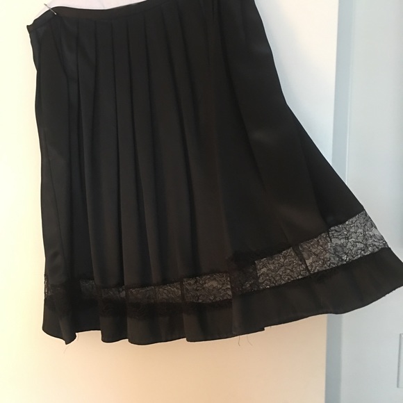 3.1 Phillip Lim silk w/ lace inset skirt - Picture 2 of 4